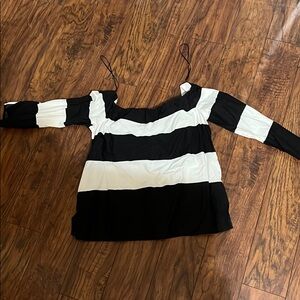 Off shoulder striped blouse